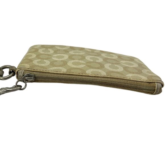 Coach signature leather Wristlet Very Used wallet cream logo - Picture 3 of 13